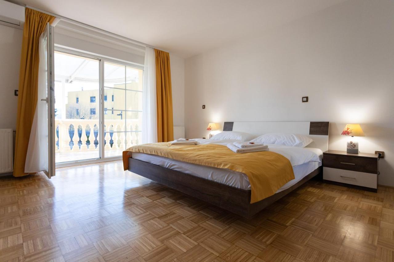 Apartments And Rooms Rubina Любляна Экстерьер фото